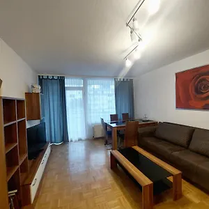 Apartment 2, Hannover